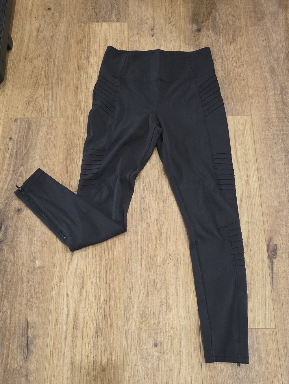 Athleta Delancey Women's Moto Black Leggings Size Medium